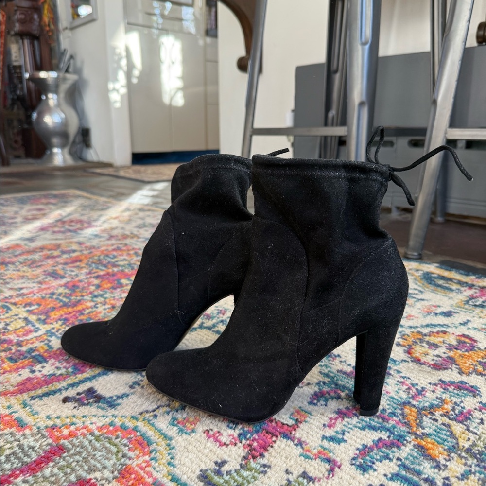 Charles David Black suede Heeled Boots